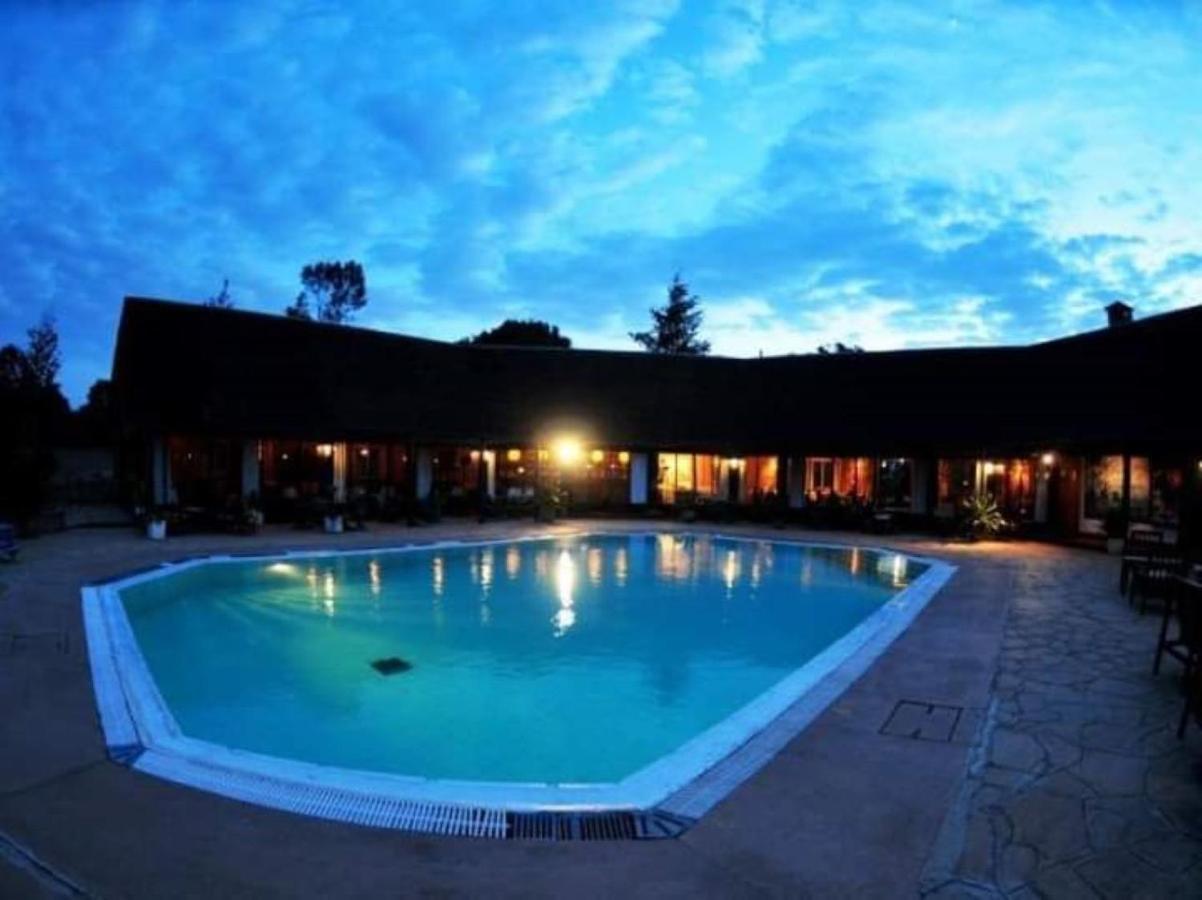 Naro Moru River Lodge Екстер'єр фото